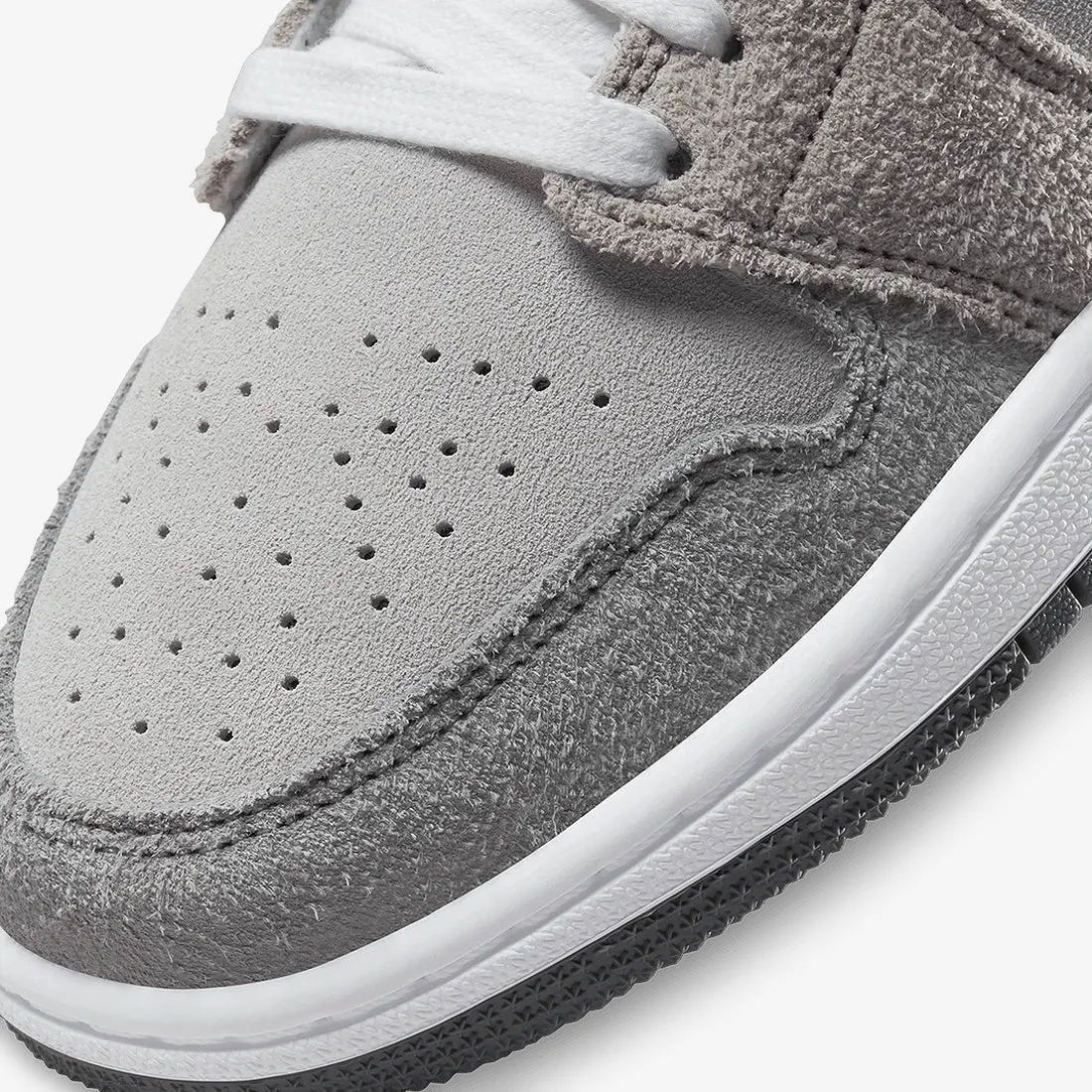 Air Jordan 1 Mid SE "Particle Grey Suede" (DO7139-002)