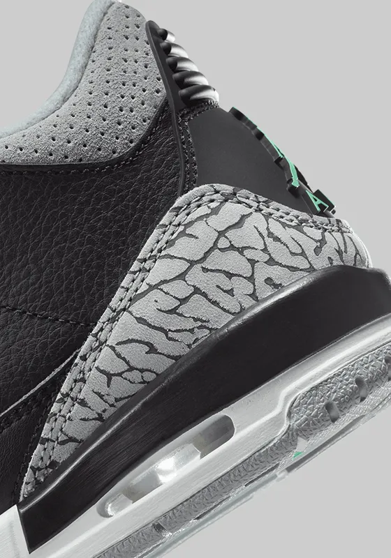 Air Jordan 3 Retro "Green Glow"