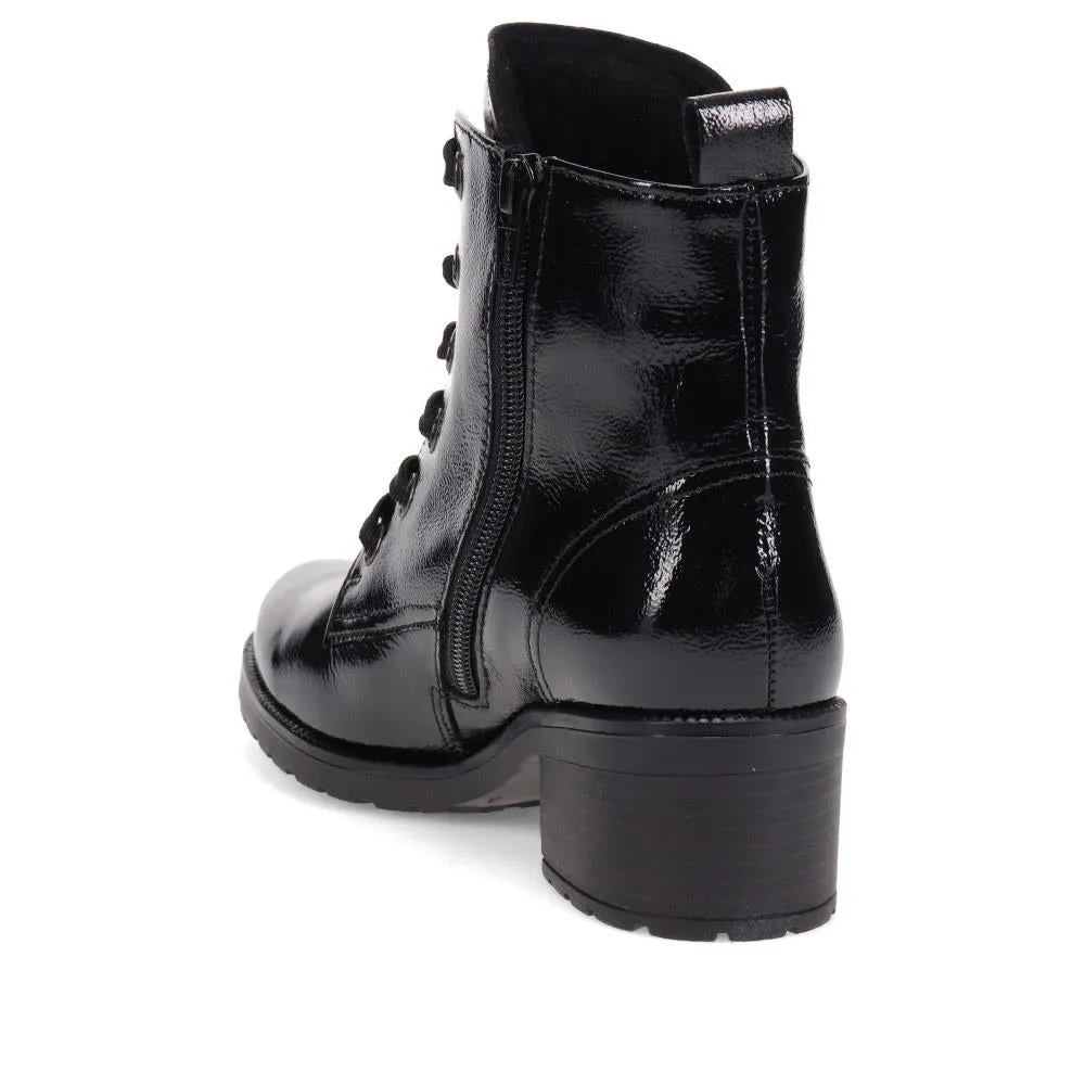 Block Heel Lace-Up Boots - GAB40510 / 325 884