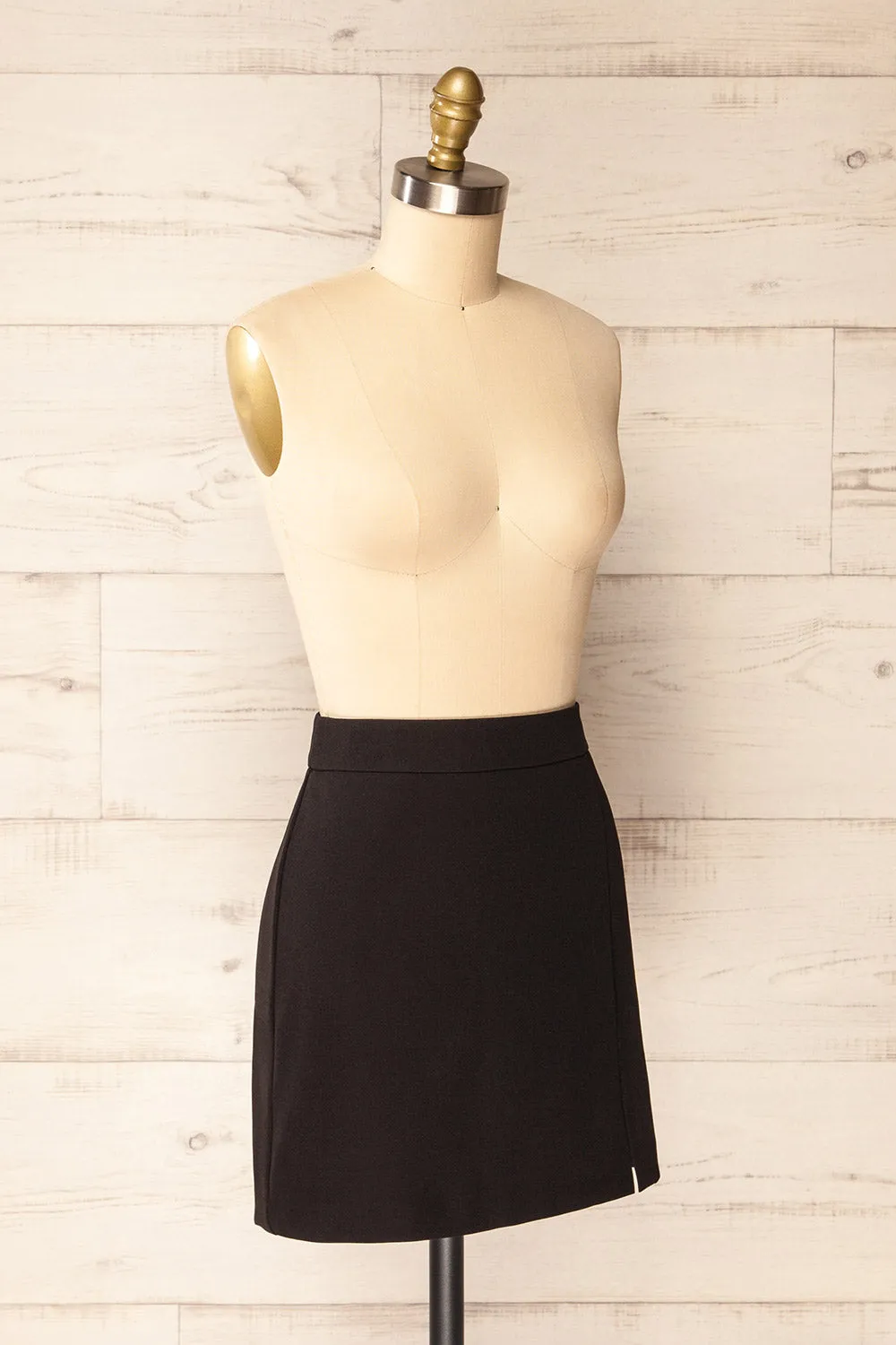 Cannes | Short A-Line Black Skirt w/ Slit