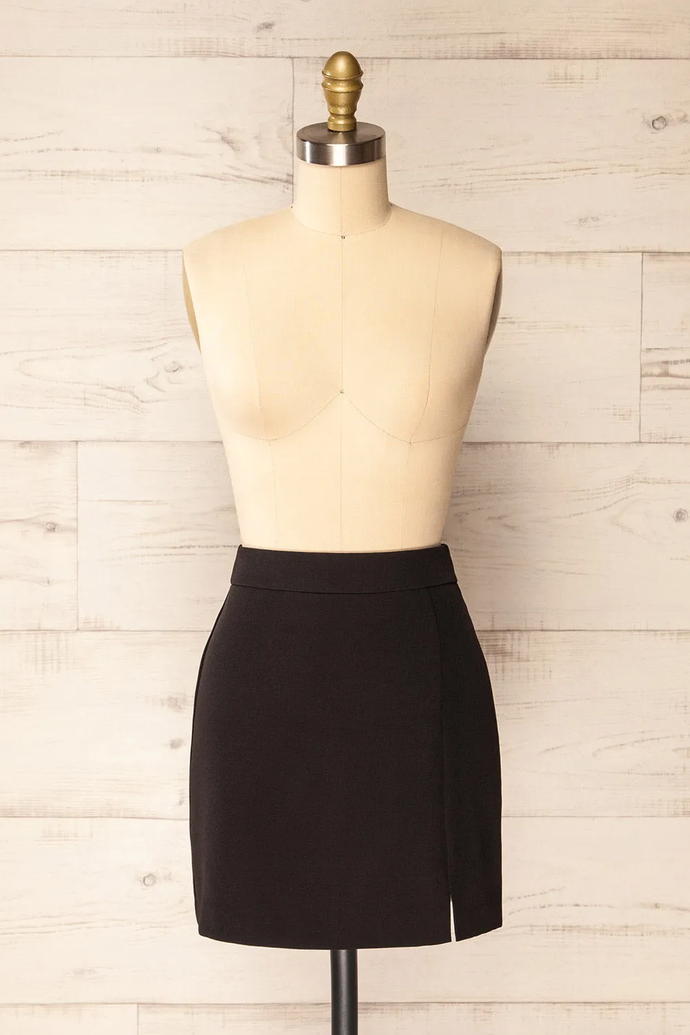 Cannes | Short A-Line Black Skirt w/ Slit