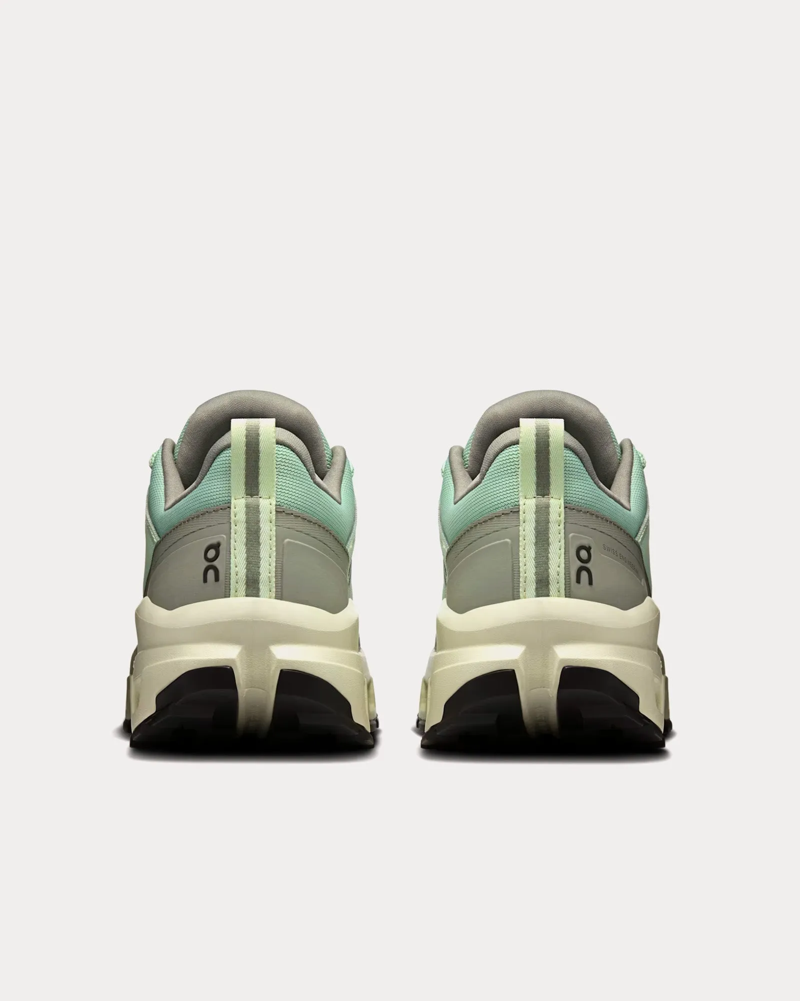 Cloudrock Low WP Mineral / Alloy Running Shoes