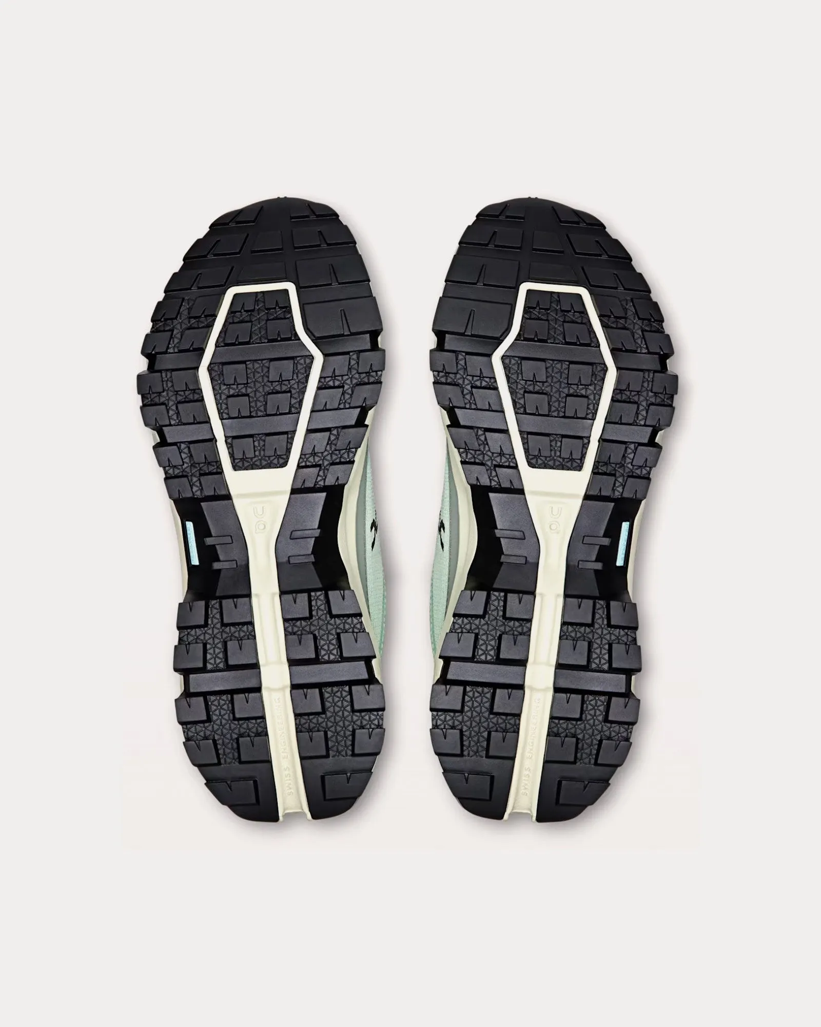 Cloudrock Low WP Mineral / Alloy Running Shoes