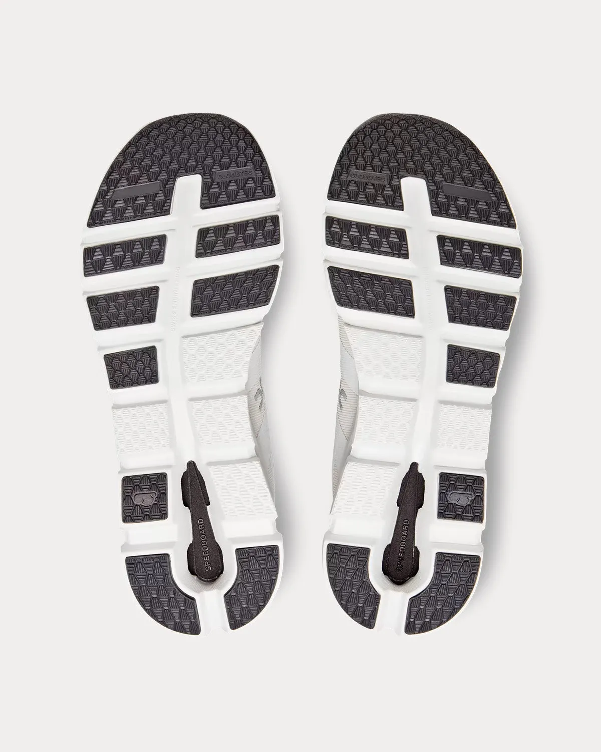 Cloudrunner Undyed-White / Flame Running Shoes