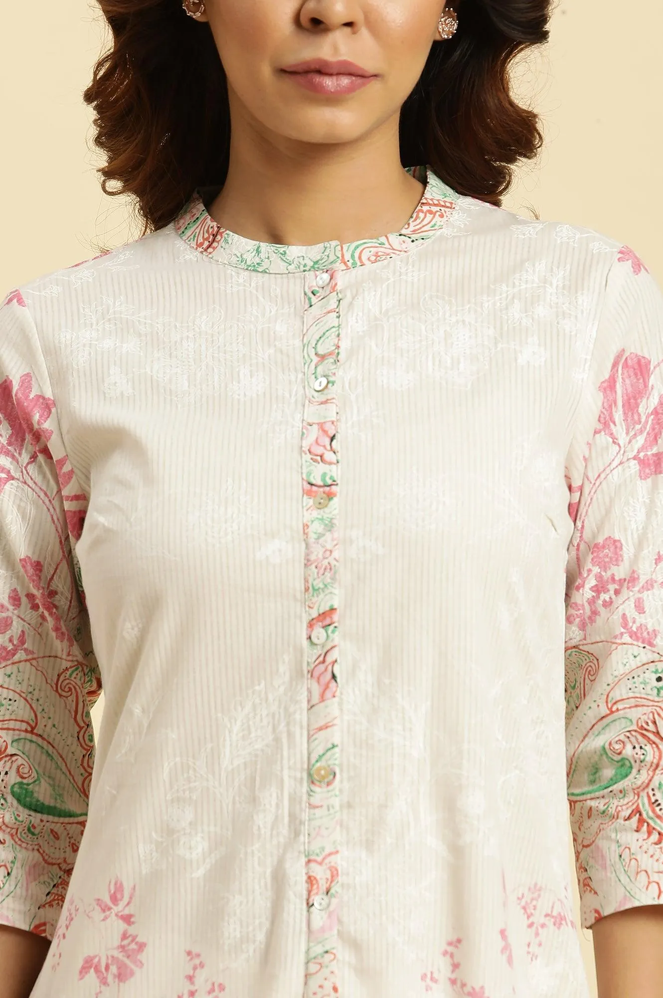 Ecru Mandarin Collar Kurta With Multi-Coloured Print