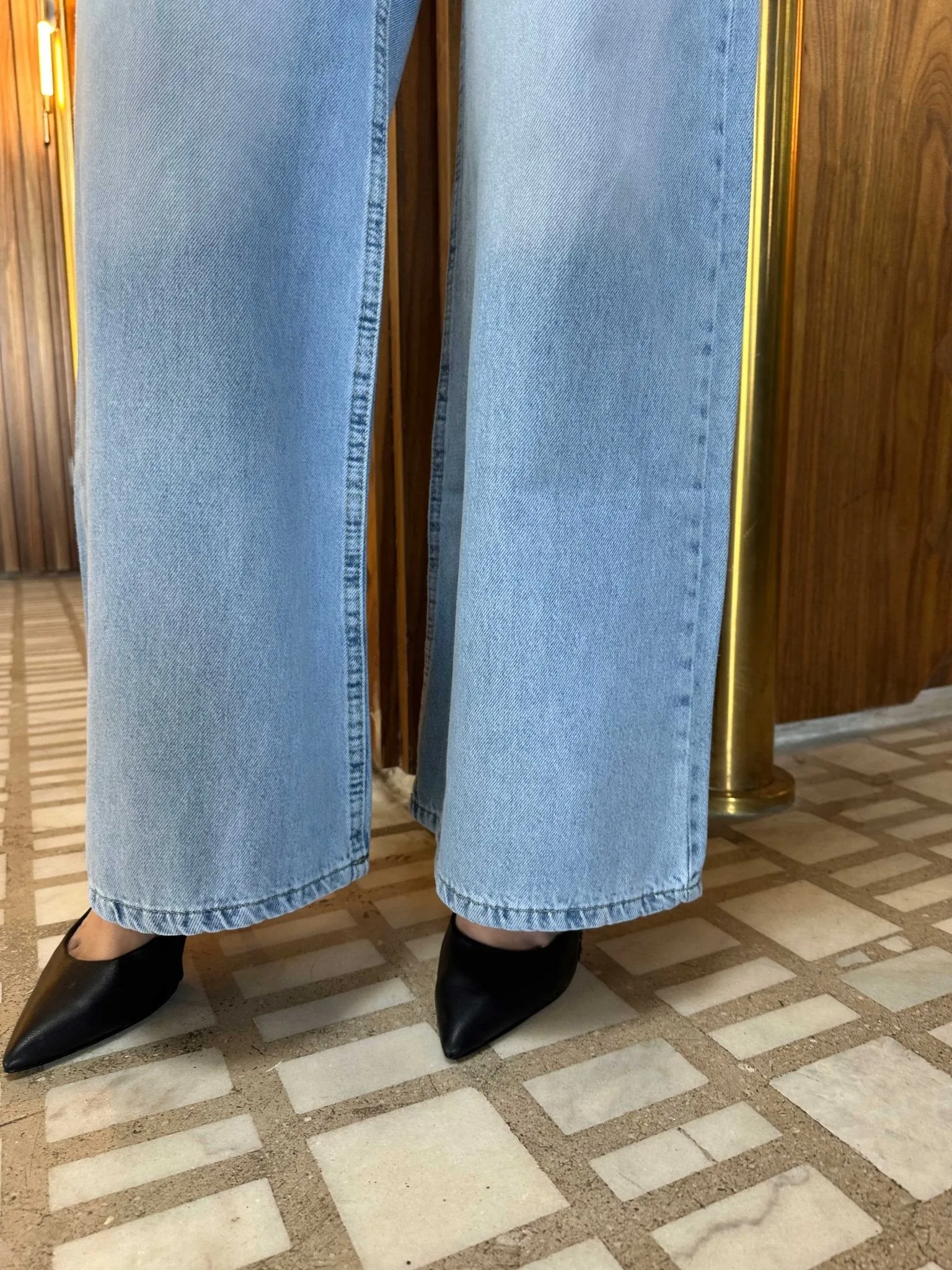 Extreme Wide-Leg - High-Waist Light Blue Jeans
