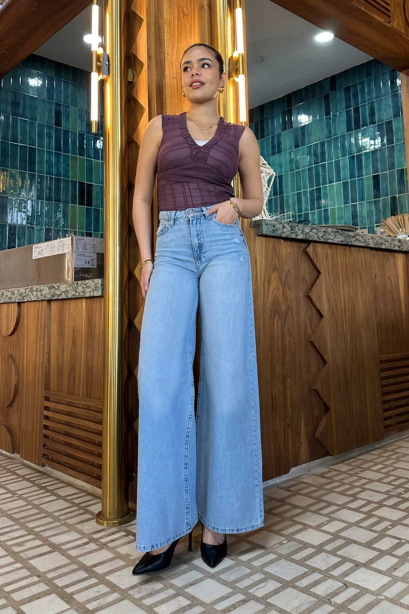 Extreme Wide-Leg - High-Waist Light Blue Jeans