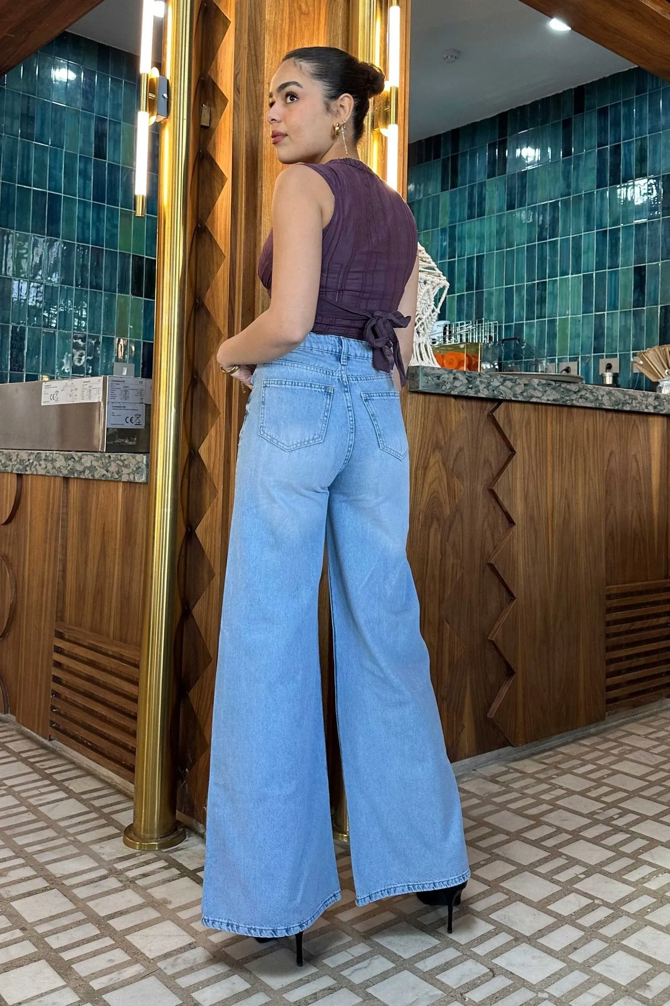 Extreme Wide-Leg - High-Waist Light Blue Jeans