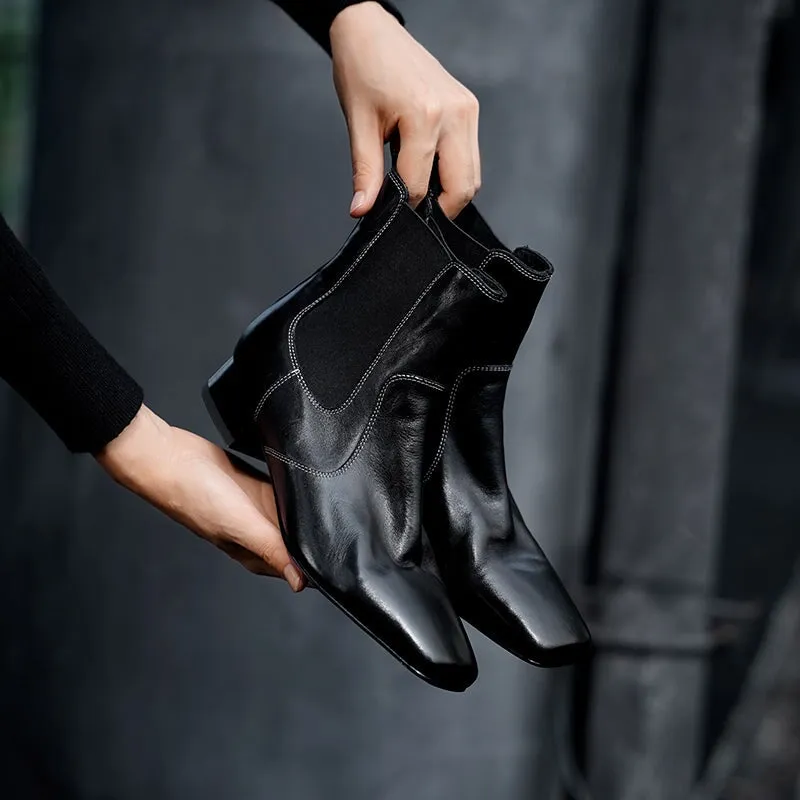 Horse Leather Chelsea Boots Retro Square-Toe Ankle Boots Slimming Boots in Black/Red