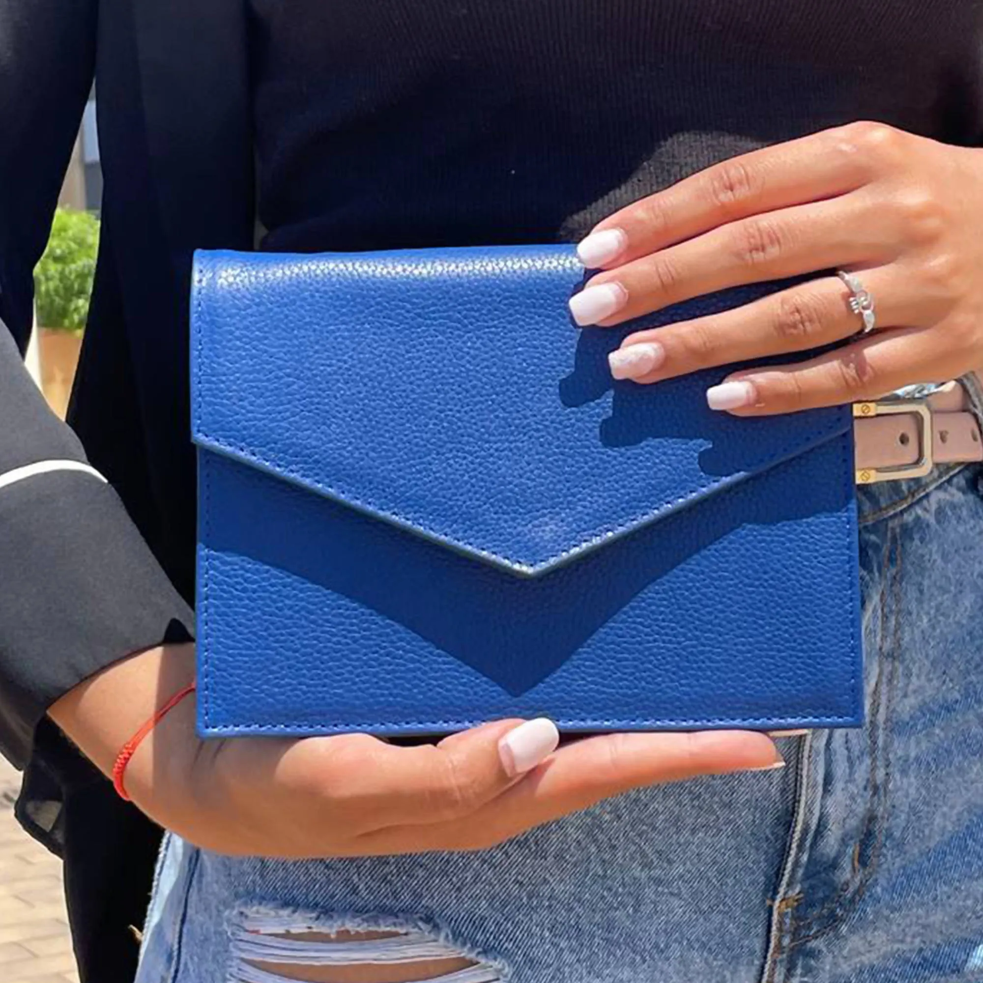 Leather Enveloppe Wallet Bag