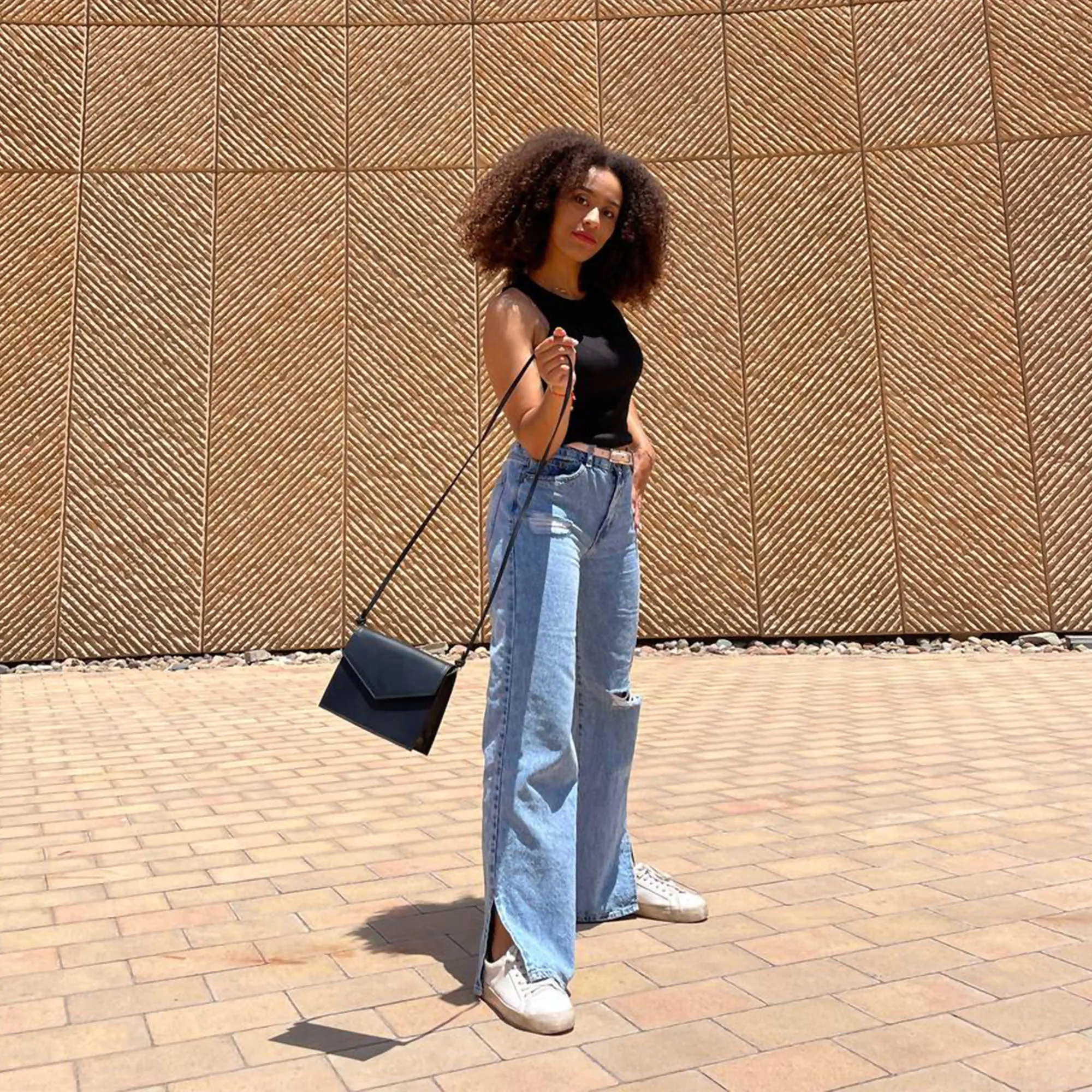 Leather Enveloppe Wallet Bag