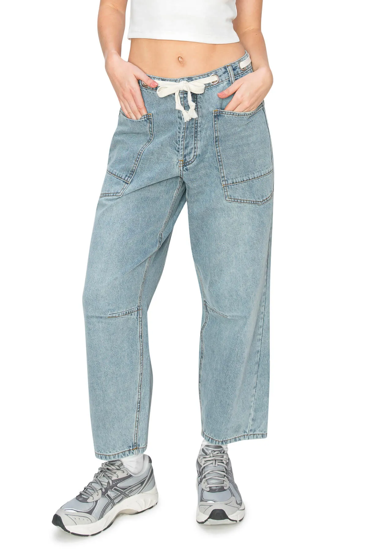 Low Slung Barrel Cargo Jeans - Medium Wash