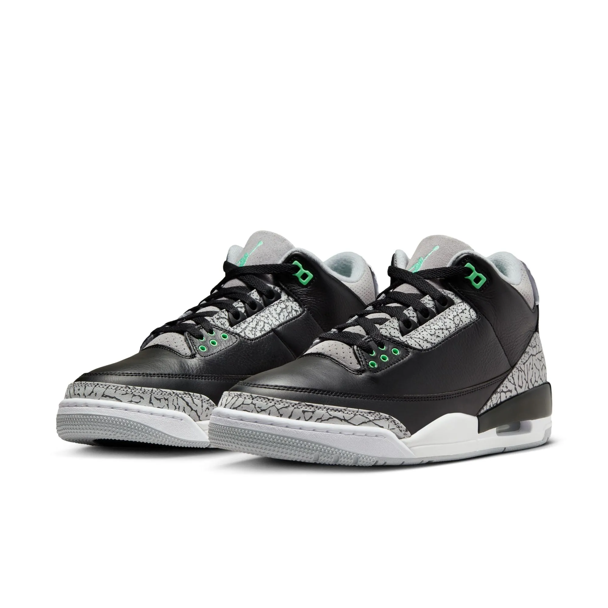 Nike - Air Jordan 3 Retro ~ Green Glow