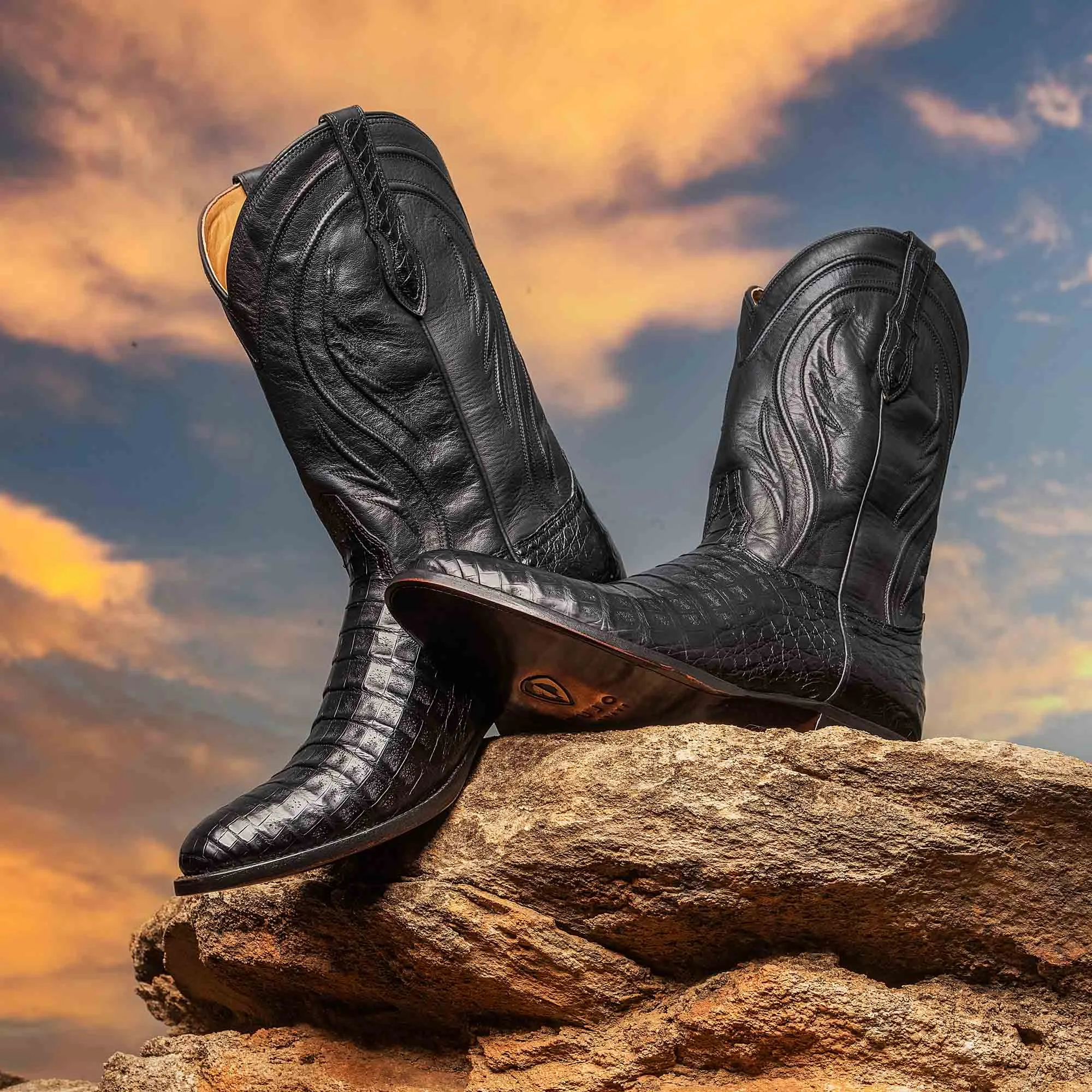 Rujo Boots Men's The Arturo Midnight Caiman Belly Boots