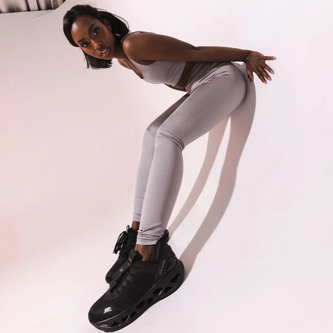 Surge 1 Trainer BLACK/BLACK