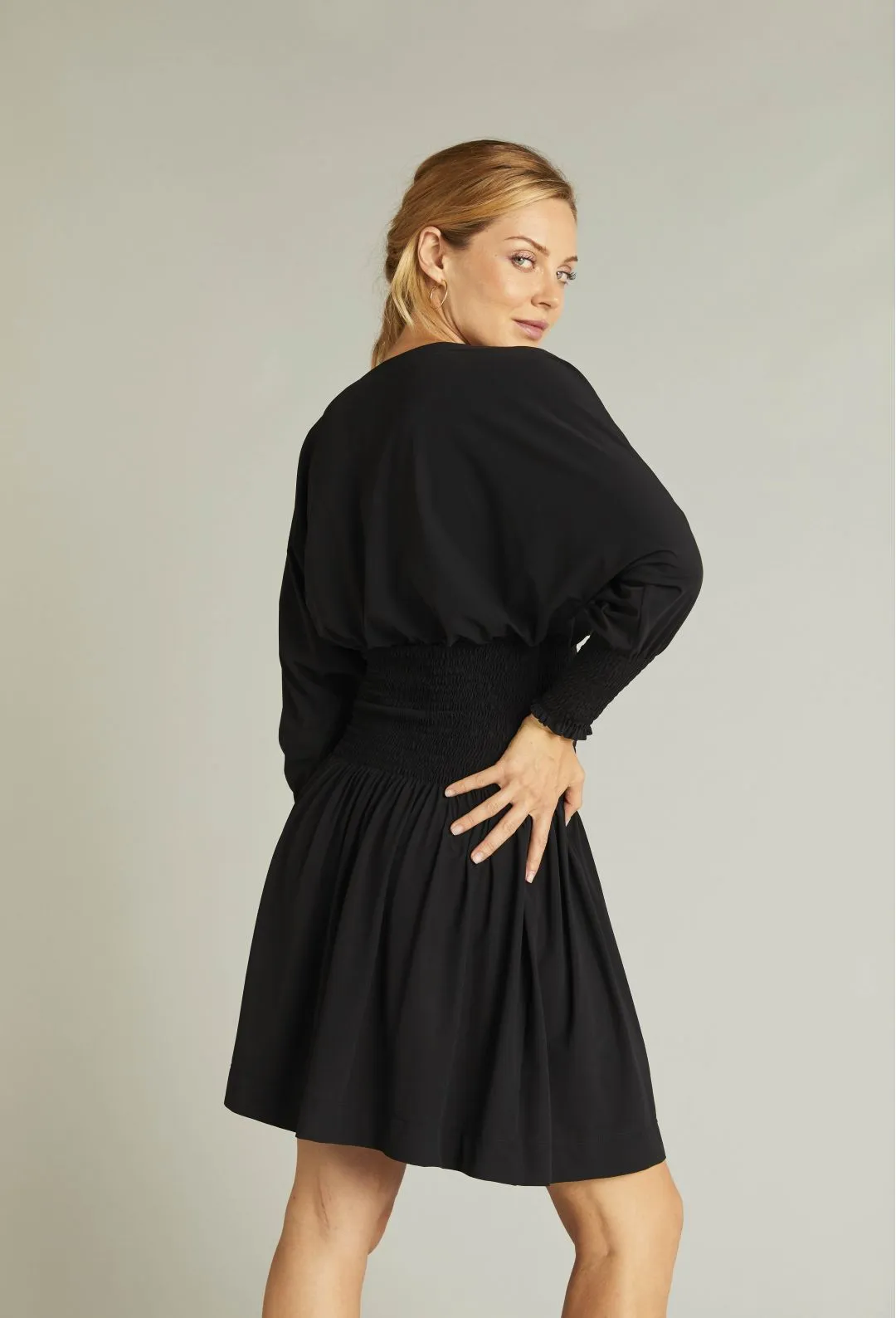 Voleuse Dress - Black